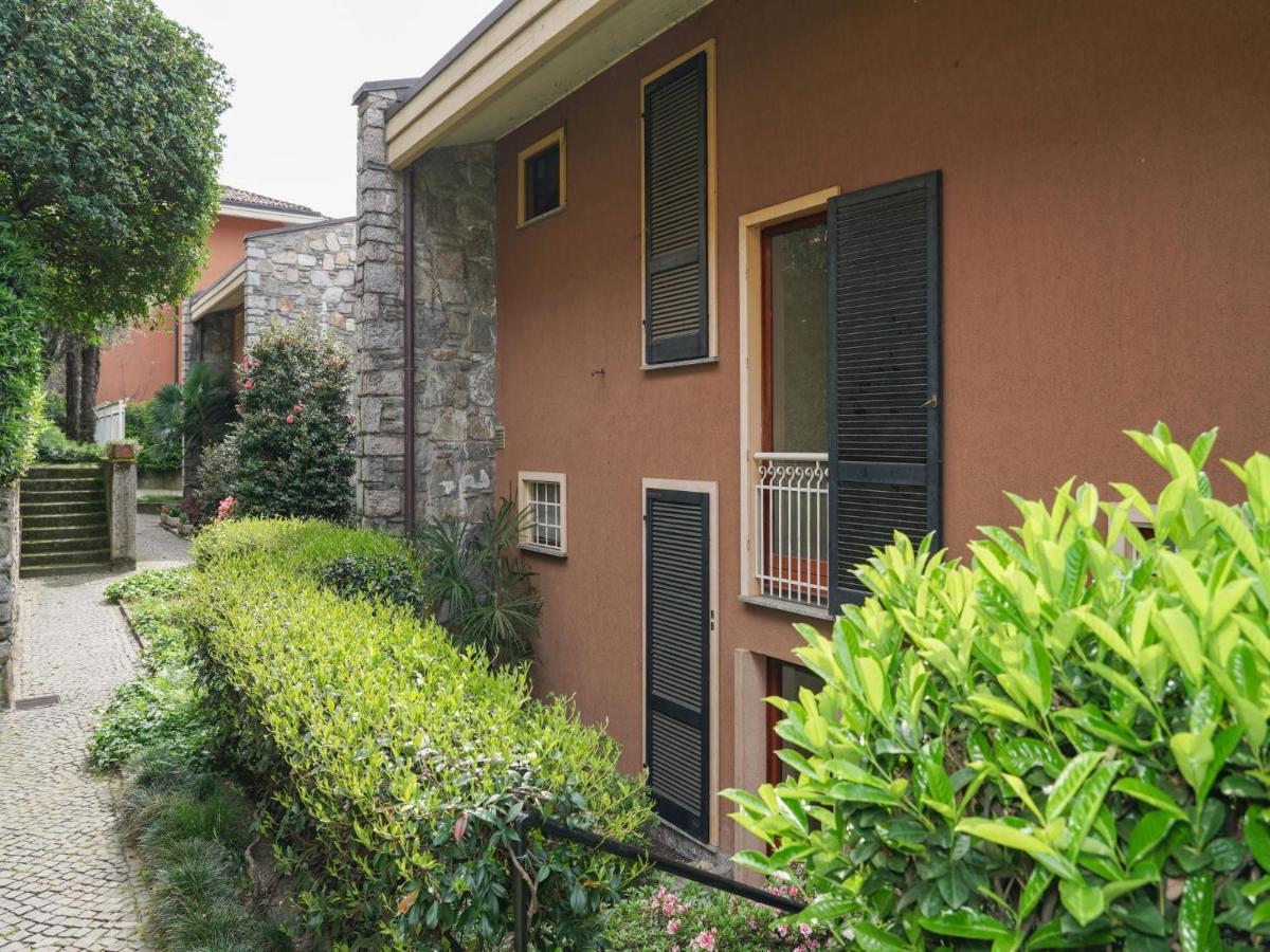 Studio Hermitage-4 By Interhome Porto Valtravaglia Exteriör bild